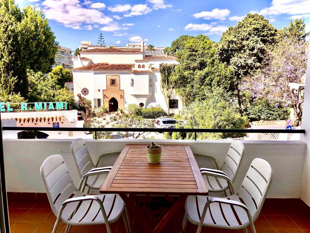 Inspiring Apartment In Carihuela Beach Torremolinos Esterno foto